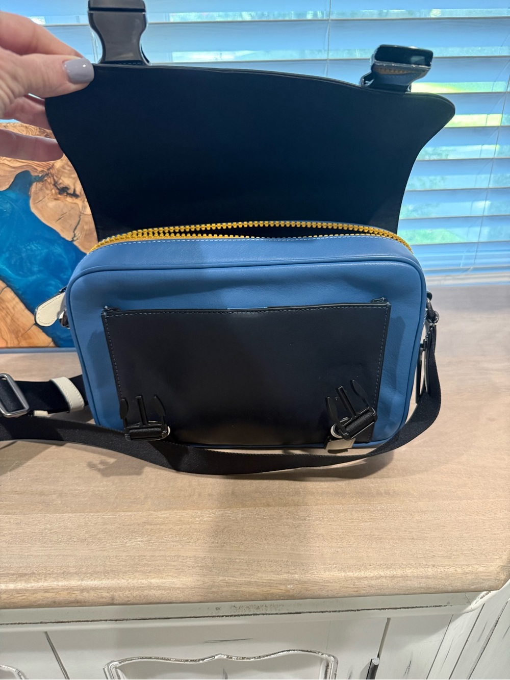 Coach Blue and Black Leather Messenger Bag with Yellow Logo Detail - Picture 4 of 9